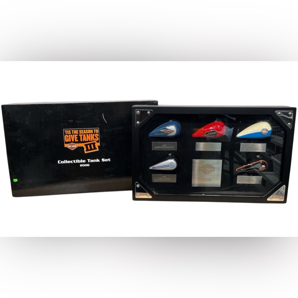Harley Davidson 2006 Collectible Tank Set